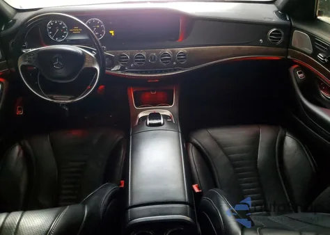 2015 Mercedes-Benz S 550 4Matic z USA, uszkodzony, nr VIN WDDUG8FBXFA119316